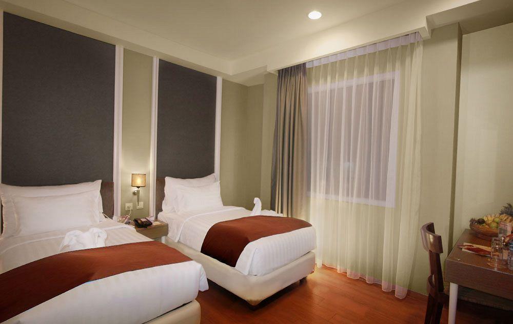 Pranaya Boutique Hotel Serpong Exteriör bild