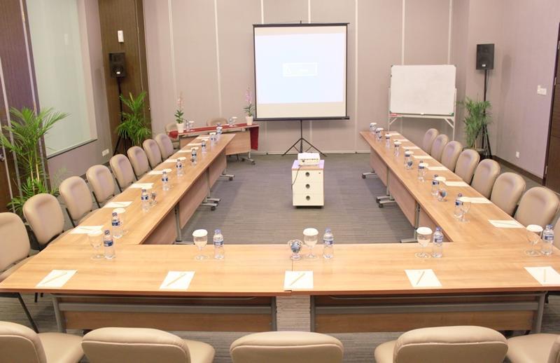 Pranaya Boutique Hotel Serpong Exteriör bild