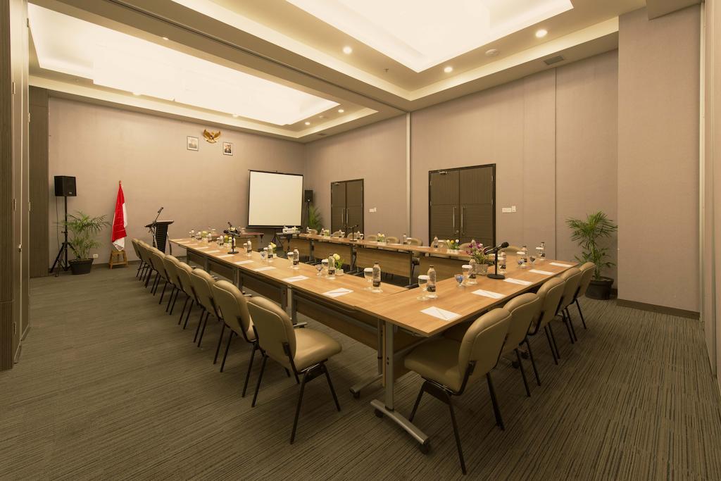 Pranaya Boutique Hotel Serpong Exteriör bild