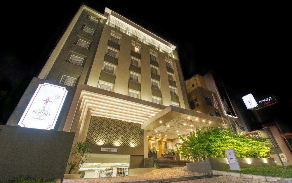 Pranaya Boutique Hotel Serpong Exteriör bild